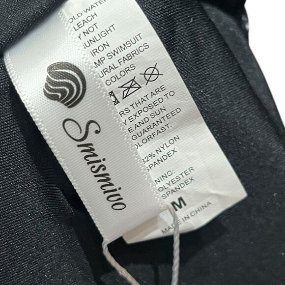 Smismivo Floral Halter One-Piece Swimsuit, Size M, NWT - Picture 4 of 6